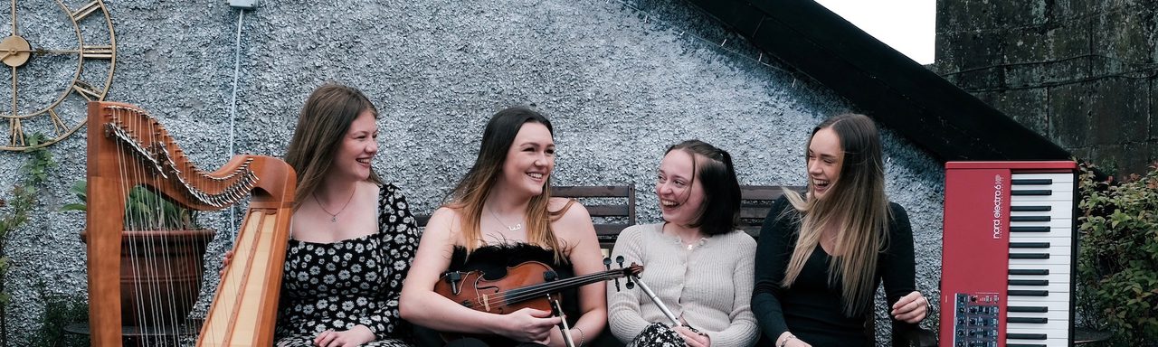 Preview: Dàna with Ellie Beaton