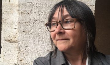 Ali Smith: Glyph