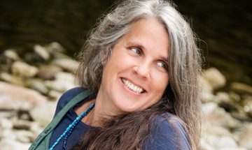 Victoria Bennett: The Apothecary by the Sea